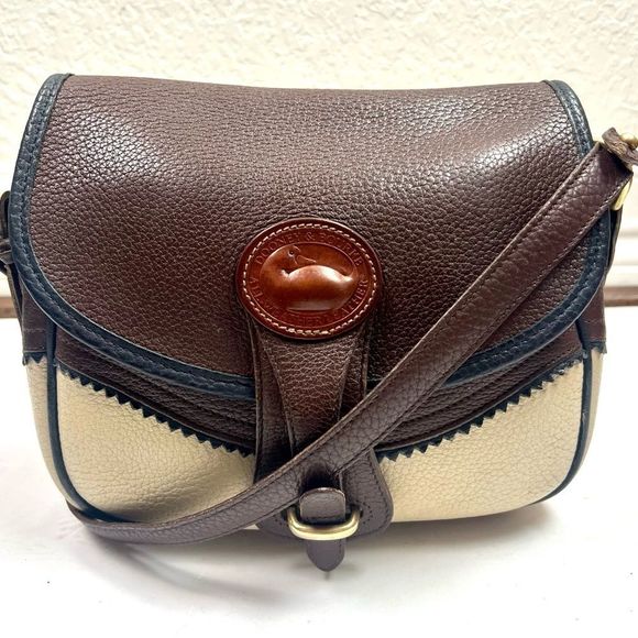 Dooney & Bourke Handbags - Vintage Dooney & Bourke Teton Shoulder/Crossbody Bag